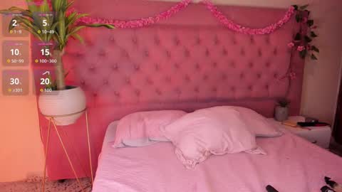   online show from 09-26-25, 06:06