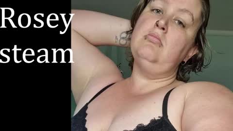 Snapshot of rosey231357695 chatting on 09-16-25, 07:53 Rosey online show from 09-16-25, 07:53