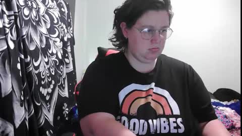 Snapshot of rosey231357695 chatting on 09-29-25, 04:50 Rosey online show from 09-29-25, 04:50