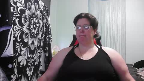 Snapshot of rosey231357695 chatting on 10-10-25, 06:34 Rosey online show from 10-10-25, 06:34