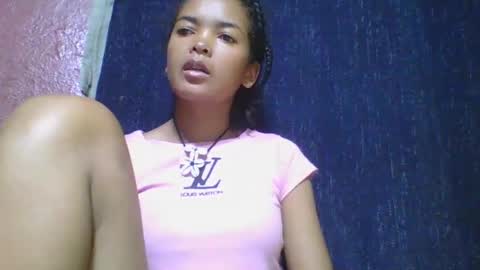 rosia685234 online show from 02-25-25, 03:42