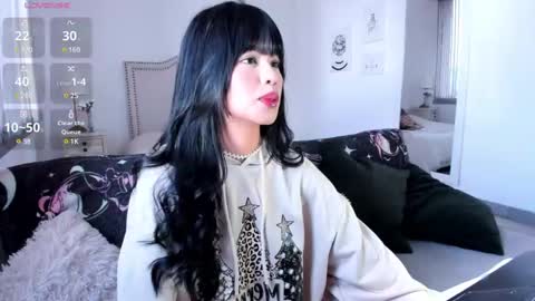 Snapshot of rosie_se chatting on 12-20-24, 02:16 Rosieeee  online show from 12-20-24, 02:16