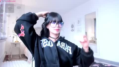 Snapshot of rosie_se chatting on 09-12-25, 05:35 Rosieeee  online show from 09-12-25, 05:35