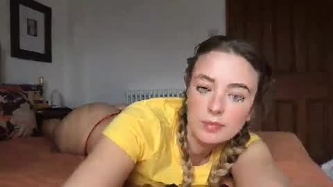 Snapshot of rosiegirl333 chatting on 02-10-25, 02:05 Rosie online show from 02-10-25, 02:05