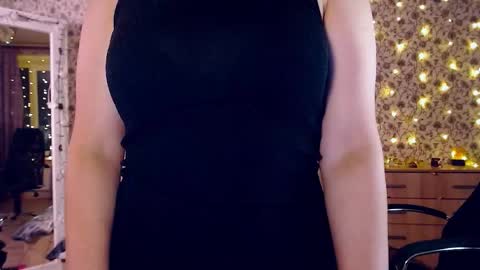 Rosie is waiting for YOU online show from 12-05-25, 05:05