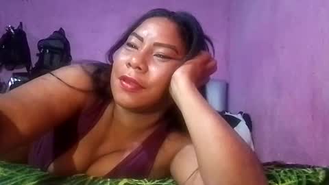 Snapshot of rosmerynava chatting on 12-26-24, 02:22 rosmerynavarro online show from 12-26-24, 02:22