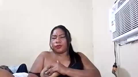 Snapshot of rosmerynava chatting on 03-11-25, 07:04 rosmerynavarro online show from 03-11-25, 07:04