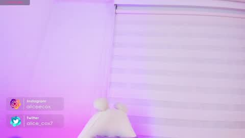 Snapshot of rosse_amyy chatting on 01-23-25, 11:15 online show from 01-23-25, 11:15