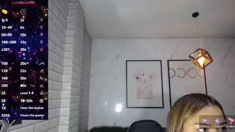 Snapshot of rosse_jeane_v chatting on 02-22-25, 01:02 rosse jeane v online show from 02-22-25, 01:02