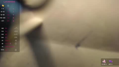 Snapshot of rosse_jeane_v chatting on 03-05-25, 01:06 rosse jeane v online show from 03-05-25, 01:06