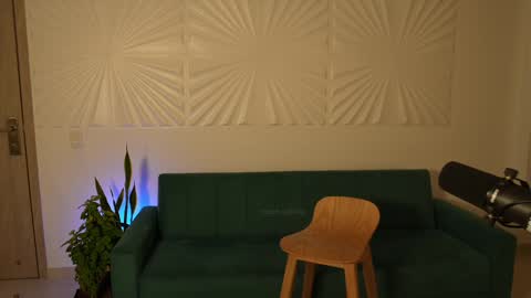 Rossey online show from 12-25-24, 03:50