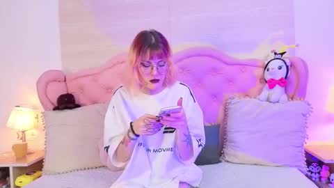 Snapshot of rossiie_hunt_ chatting on 11-26-25, 06:20 rossiie_hunt_ online show from 11-26-25, 06:20