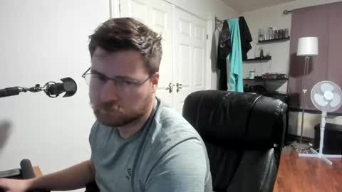 Snapshot of rostungurinn chatting on 02-27-25, 07:47 Rostungur online show from 02-27-25, 07:47