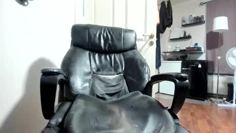 Snapshot of rostungurinn chatting on 03-10-25, 03:20 Rostungur online show from 03-10-25, 03:20