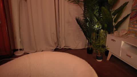 rosy_petal online show from 09-16-25, 10:11