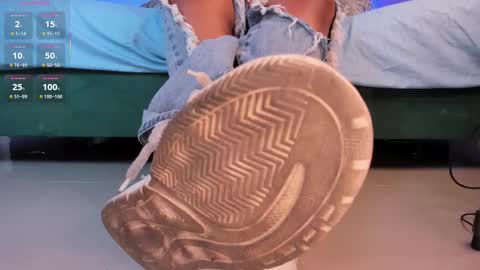 rosyejones online show from 10-11-25, 02:55