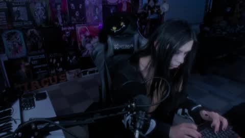 rot online show from 02-11-25, 11:44