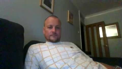 Snapshot of rotunda1874 chatting on 09-09-25, 08:52 rotunda1874 online show from 09-09-25, 08:52