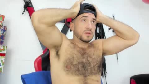 Tommy and Steven online show from 12-17-25, 03:56