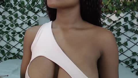 Snapshot of rous_55 chatting on 02-27-25, 03:36 Rous online show from 02-27-25, 03:36