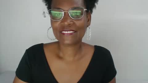 luxa online show from 01-20-25, 03:50