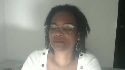 luxa online show from 12-18-25, 01:55