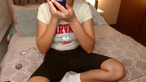 Rouss marie henao  online show from 02-08-25, 09:35