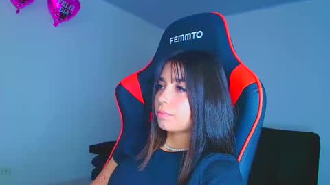 rousse_violet online show from 09-29-25, 09:52