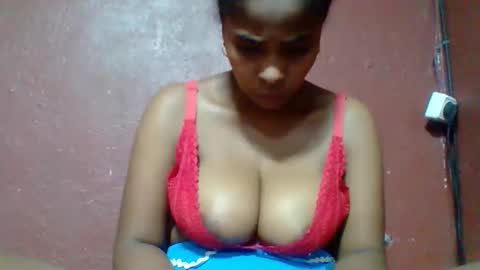 rovaelyah online show from 02-13-26, 07:59