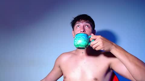 rowanboy23 online show from 04-09-26, 10:48