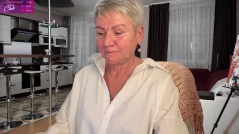 Roxana online show from 01-21-25, 02:37