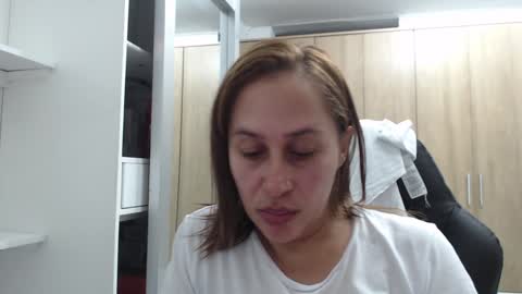 Snapshot of roxanalove7 chatting on 01-11-25, 04:06 Roxana online show from 01-11-25, 04:06