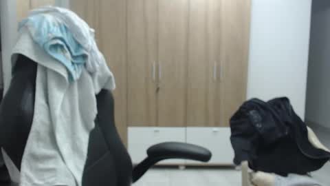 Snapshot of roxanalove7 chatting on 02-24-25, 04:16 Roxana online show from 02-24-25, 04:16