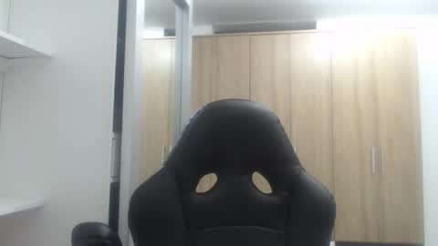 Snapshot of roxanalove7 chatting on 02-28-25, 01:37 Roxana online show from 02-28-25, 01:37