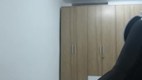 Snapshot of roxanalove7 chatting on 09-20-25, 10:44 Roxana online show from 09-20-25, 10:44