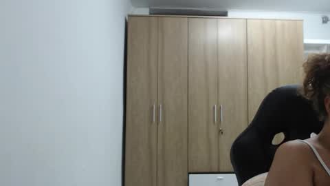 Snapshot of roxanalove7 chatting on 10-26-25, 03:45 Roxana online show from 10-26-25, 03:45