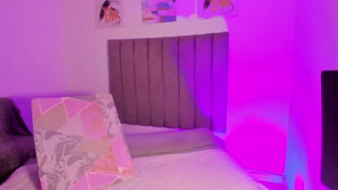 Roxane online show from 02-03-26, 08:41