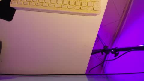 Roxane online show from 02-28-26, 01:50