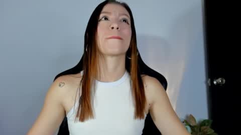 roxanne online show from 04-04-26, 07:44