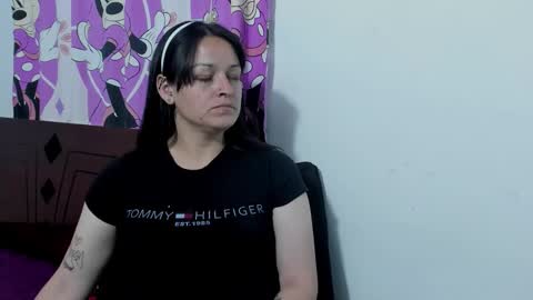 Snapshot of roxannetyer chatting on 01-11-25, 02:20 roxannetyer online show from 01-11-25, 02:20