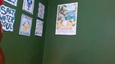 Roxie online show from 12-18-25, 01:55