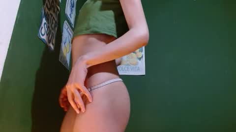 Roxie online show from 02-19-26, 01:56