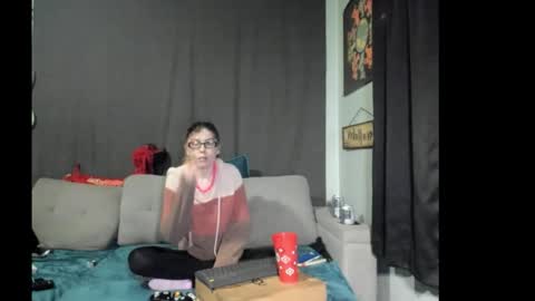 roxihazeleyes online show from 11-14-25, 01:37