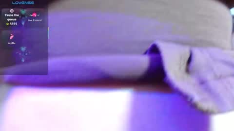 Snapshot of roxx_iie chatting on 10-20-25, 07:36 roxiie online show from 10-20-25, 07:36