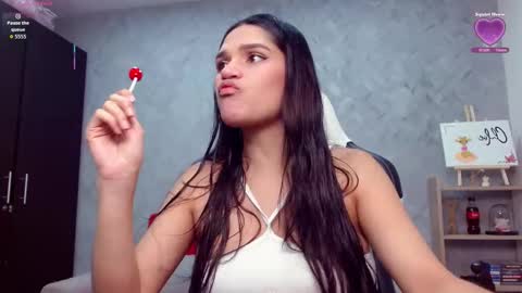 roxxi_2110 online show from 10-05-25, 01:59