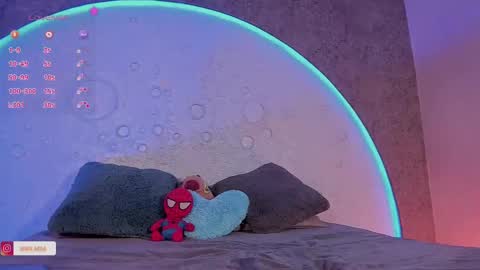 Snapshot of roxxxevelvet chatting on 02-12-25, 10:15 Roxx IG  online show from 02-12-25, 10:15