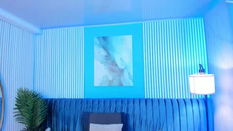 Roxy hell online show from 11-24-25, 12:05