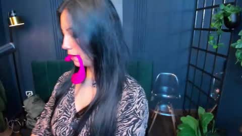 Roxy hell online show from 01-16-26, 12:31