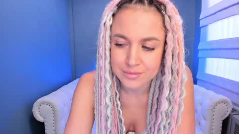 Snapshot of roxy_mars chatting on 12-07-24, 04:53 Roxy online show from 12-07-24, 04:53