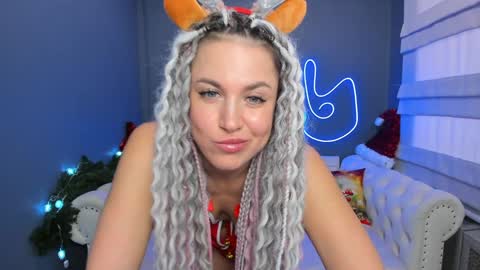 Snapshot of roxy_mars chatting on 01-02-25, 07:23 Roxy online show from 01-02-25, 07:23